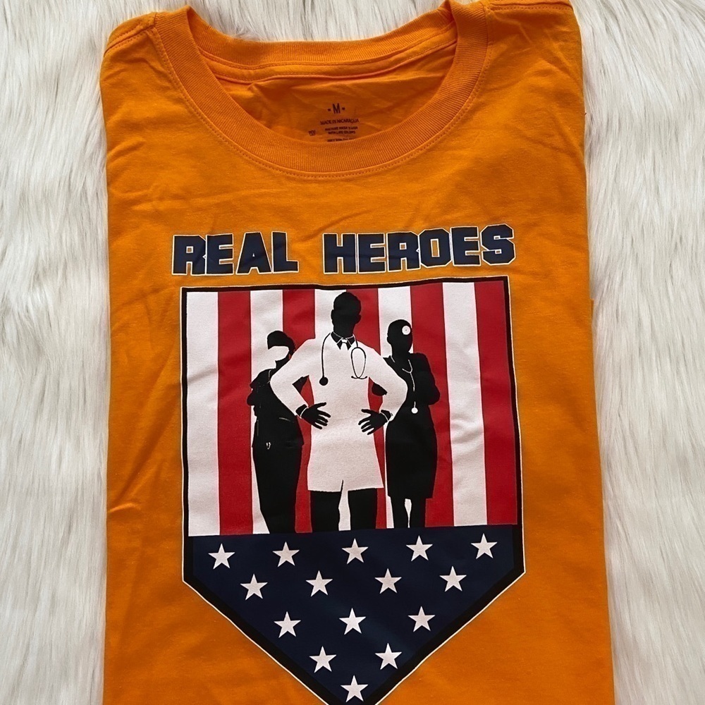 NEW T-Shirt Dedicated To Essential & Front Line Worker Size Medium